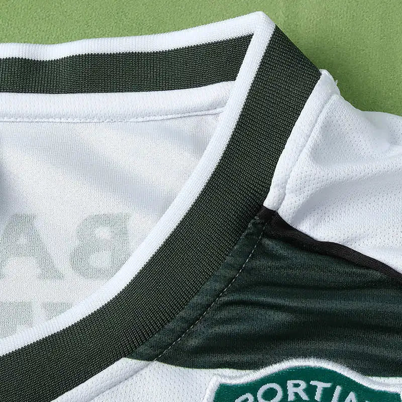 Sporting Home Retro Fan Version 01/03 Season Jersey