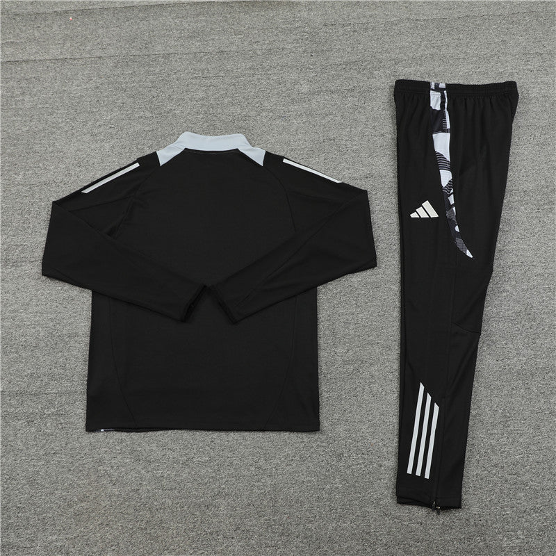 Manchester United 24/25 Black/Grey Training Suit