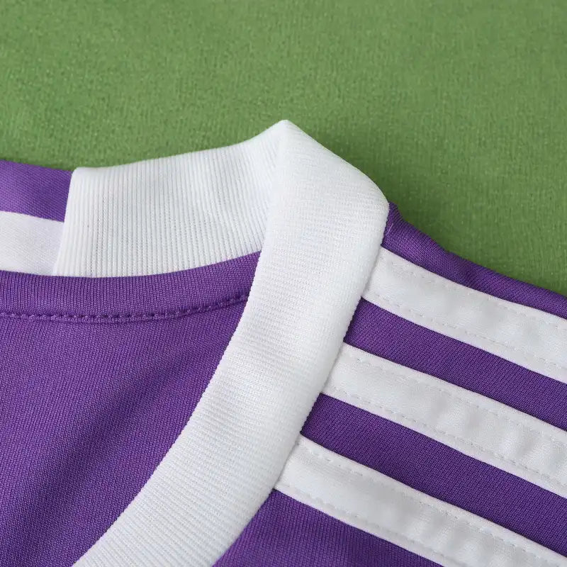 Real Madrid CF Away Retro Fan Version 16/17 Season Jersey