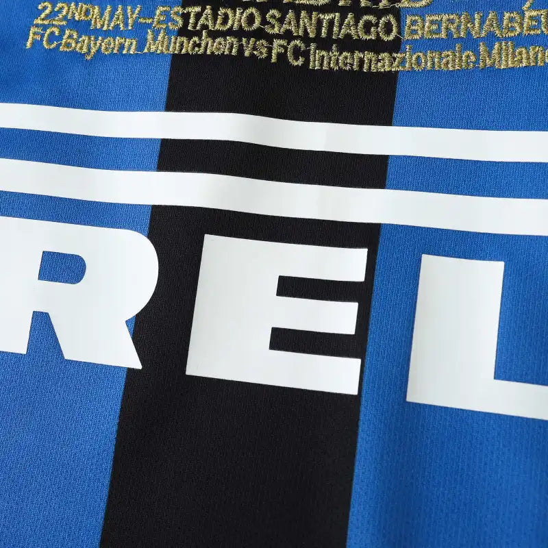 F.C. Internazionale Milano Home Retro Fan Version 09/10 Season Jersey