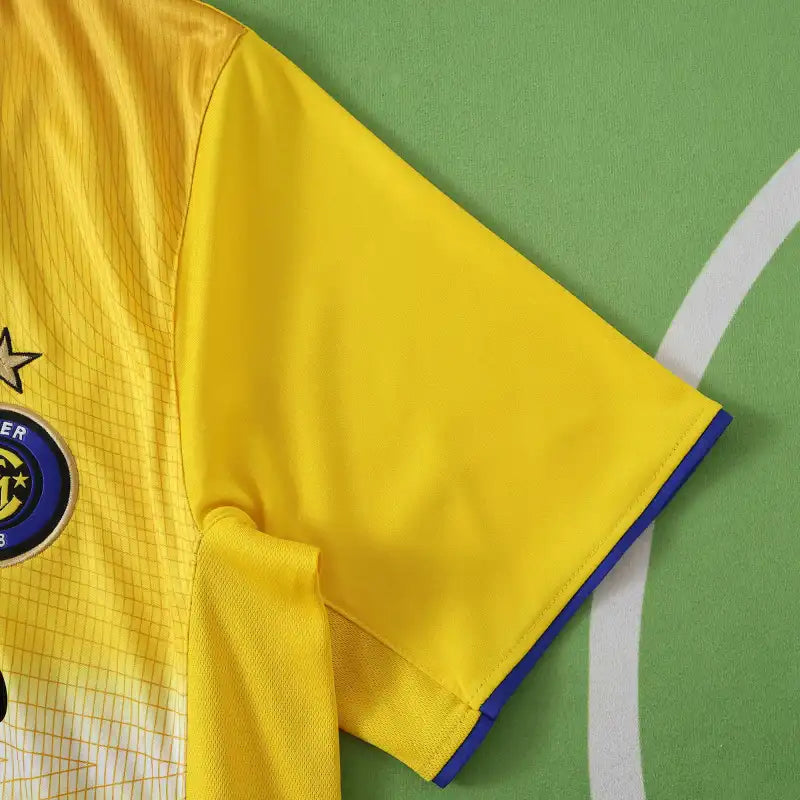 F.C. Internazionale Milano Third Retro Fan Version 02/03 Season Jersey
