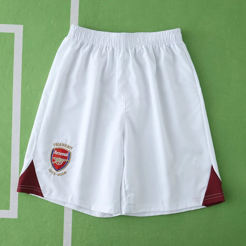 Arsenal F.C. Home Retro Kids Kit 05/06 Season