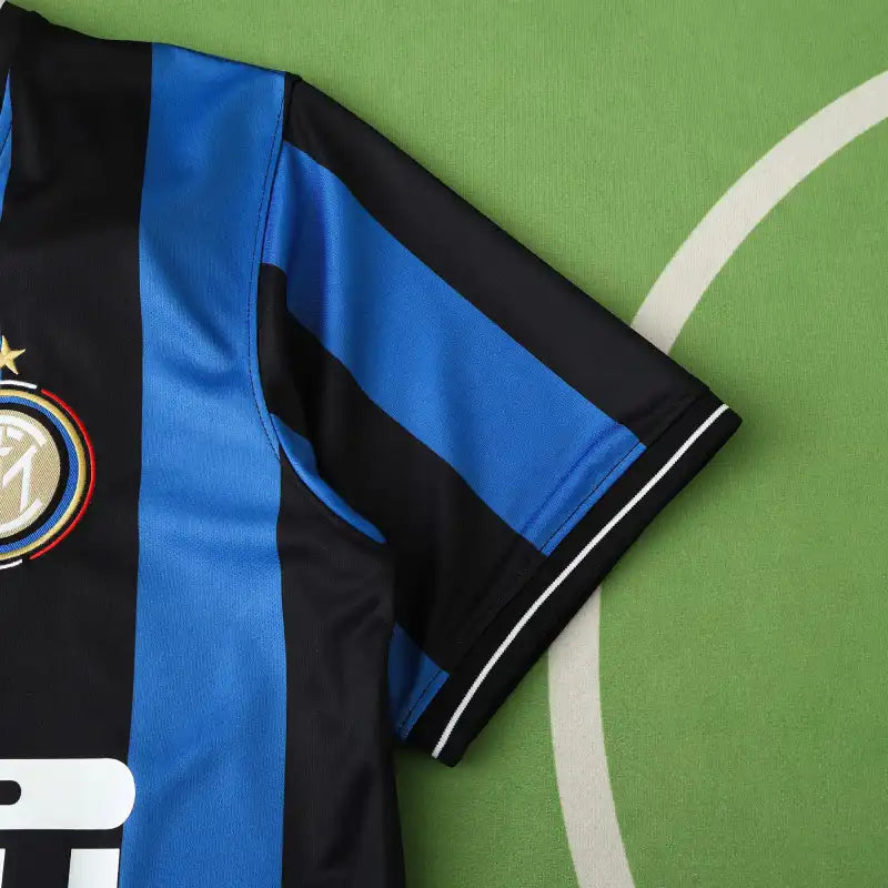 F.C. Internazionale Milano Home Retro Fan Version 09/10 Season Jersey