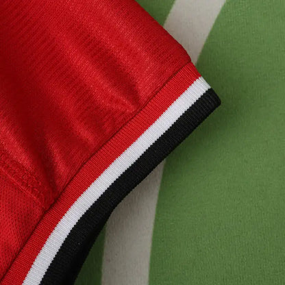 Manchester United F.C. Home Retro Fan Version 00/02 Season Jersey