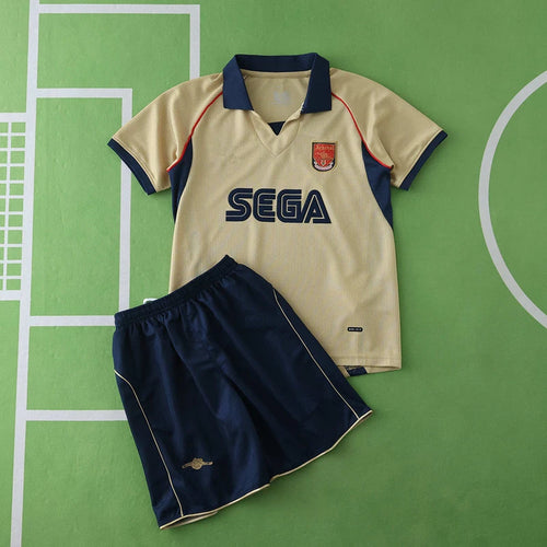 Arsenal F.C. Away Retro Kids Kit 01/02 Season